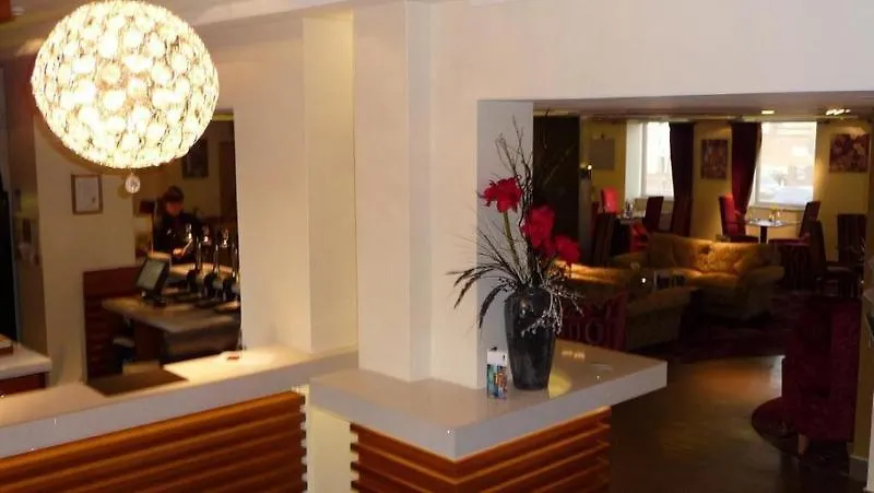 Icon Hotel Luton